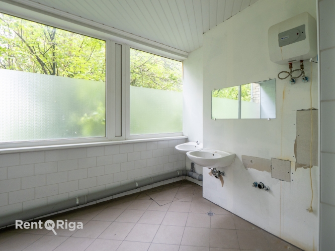 Valērijas Seiles iela 1 30