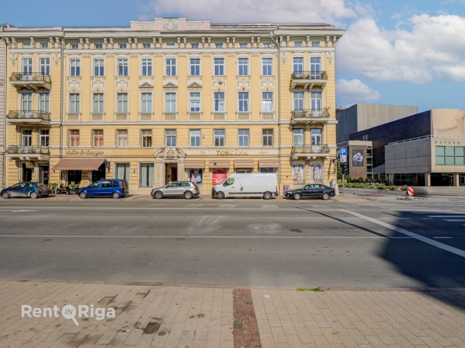 Brīvības iela 73 42