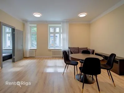 Izīrē dzīvokli, Valdemāra iela 61, Rīga, Centrs / 680 € 2