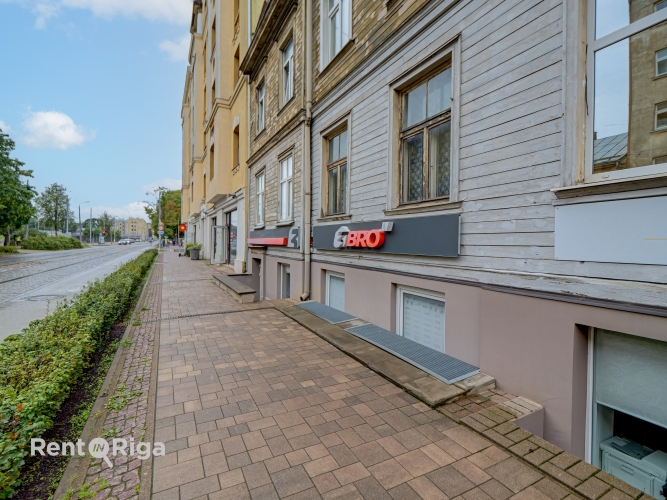 Krišjāņa Barona iela 111 12