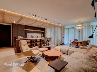 Izīrē dzīvokli, Dzintaru prospekts iela 26, Jūrmala, Dzintari / 3 500 € 1