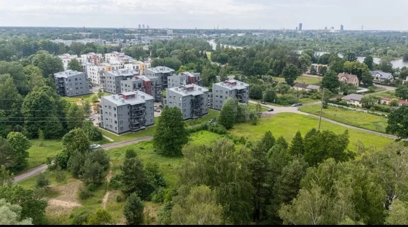 Šautuves iela x 5