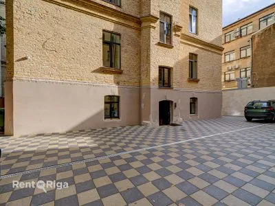Pārdod dzīvokli, Lāčplēša iela 36, Rīga, Labais krasts, Centrs / 139 480 € 1