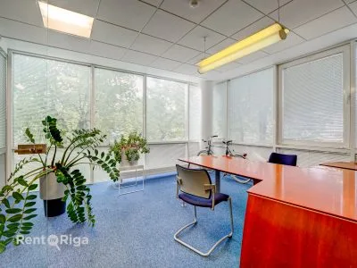 Pārdod biroju, Ieriķu iela 15, Rīga, Labais krasts, Purvciems / 307 275 € 2