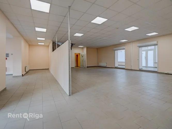 Ganību dambis iela 25B 4