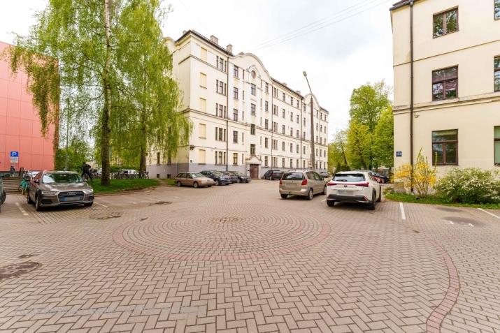 Ganību dambis iela 15a 17