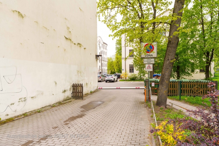 Ganību dambis iela 15a 18