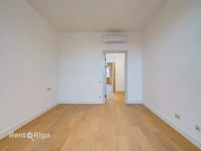 Pārdod dzīvokli, Merķeļa iela 2, Rīga, Labais krasts, Centrs / 719 040 € 8