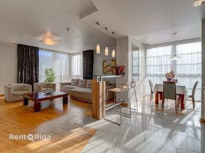 Pārdod dzīvokli, Ezermalas iela 13 k2, Rīga, Labais krasts, Mežaparks / 299 000 € 5