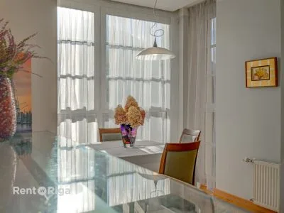 Pārdod dzīvokli, Ezermalas iela 13 k2, Rīga, Labais krasts, Mežaparks / 299 000 € 8