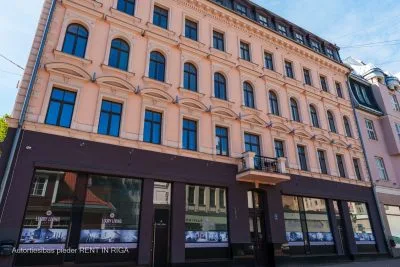 Pārdod dzīvokli, Elizabetes iela 18, Rīga, Labais krasts, Centrs / 755 000 € 2