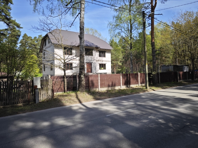 Piekrastes iela 3 2