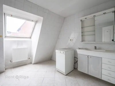Izīrē biroju, Torņa iela 4, Rīga, Labais krasts, Centrs / 1 218 € 8