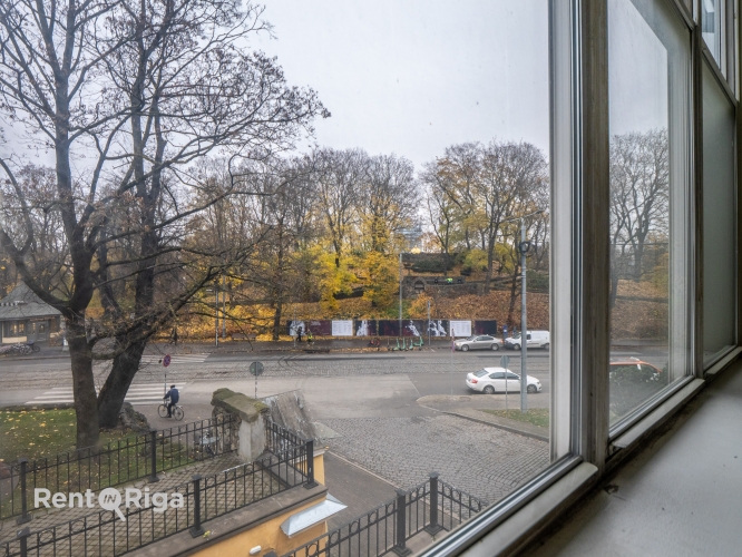 Torņa iela 4 7
