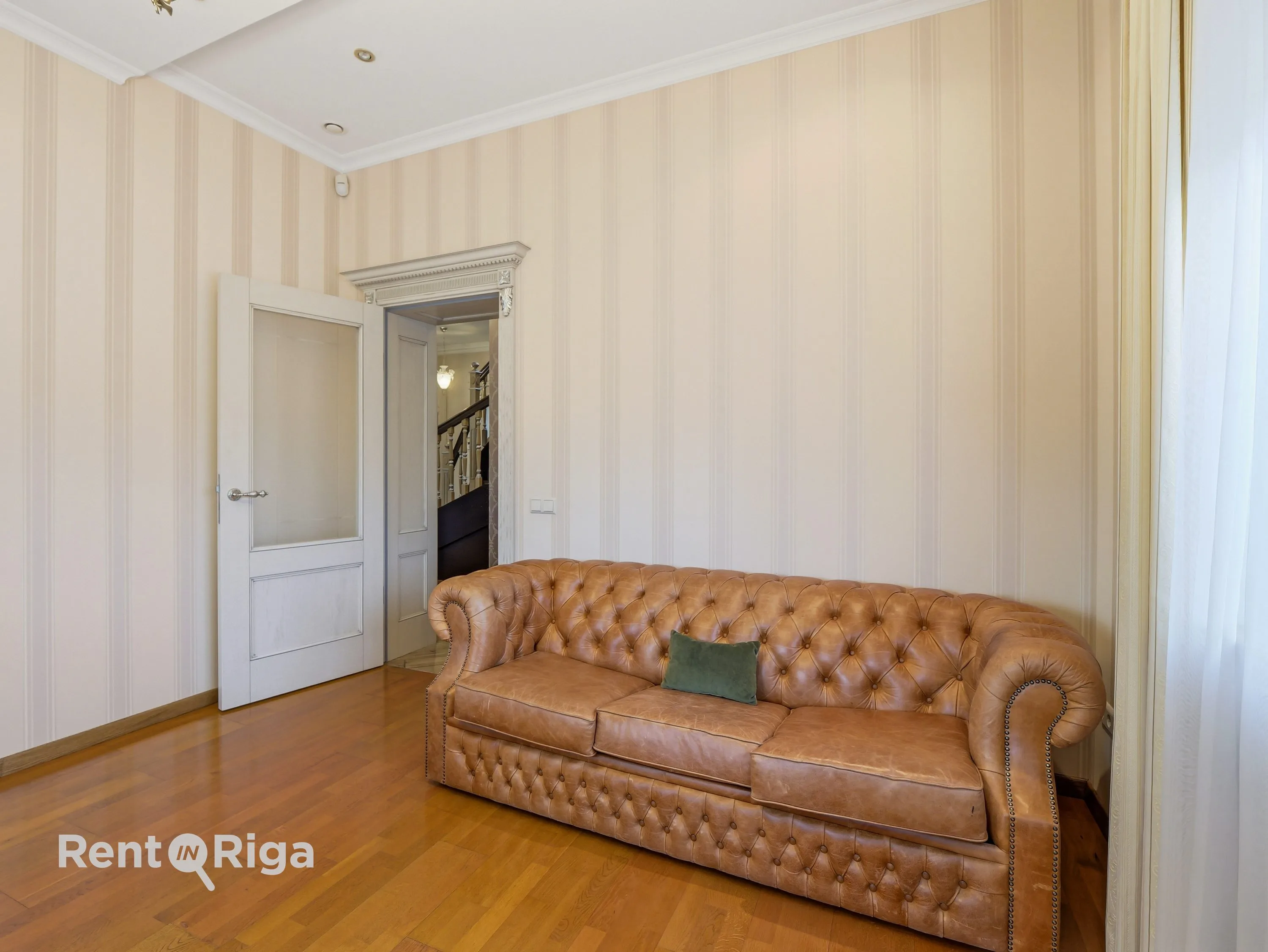 Pārdod māju, Kalēju iela 17, Mārupes novads, Mārupe / 393 000 € 8