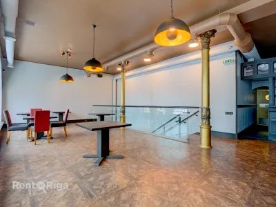 Izīrē tirdzniecības telpas, Tirgoņu iela 4, Rīga, Labais krasts, Vecrīga / 3 500 € 5