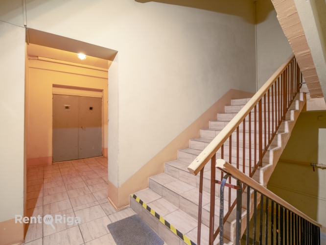 Valdeķu iela 10 15
