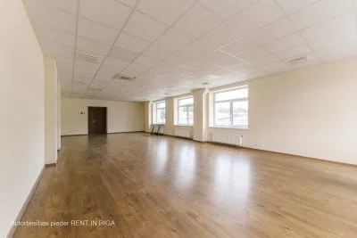 Izīrē biroju, Abulas iela 2, Rīga, Labais krasts, Čiekurkalns / 390 € 4