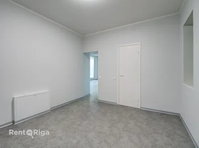 Izīrē tirdzniecības telpas, Emīlijas Benjamiņas iela 13, Rīga, Labais krasts, Centrs / 4 335 € 5