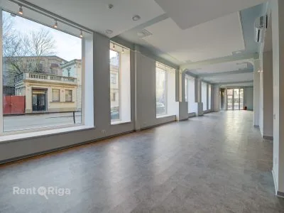 Izīrē tirdzniecības telpas, Emīlijas Benjamiņas iela 13, Rīga, Labais krasts, Centrs / 4 335 € 1