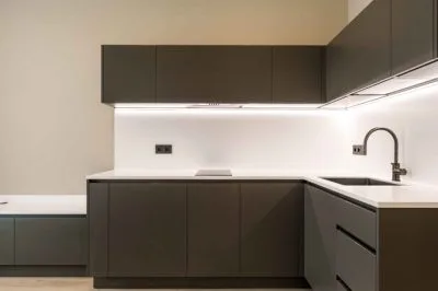 Pārdod dzīvokli, Klusā iela 16, Rīga, Centrs / 69000 € 3