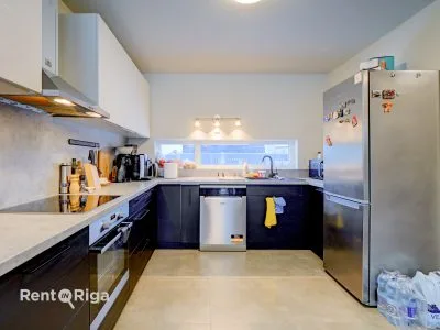 Pārdod māju, Cērpu iela 3, Mārupes novads, Mārupe / 230 000 € 2