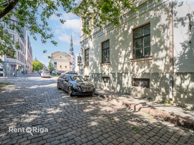 Kalēju iela 78 3