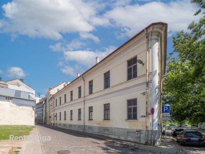 Kalēju iela 78 4