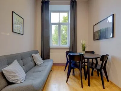 Izīrē dzīvokli, Raina bulvaris iela 31, Rīga, Labais krasts, Centrs / 600 € 7