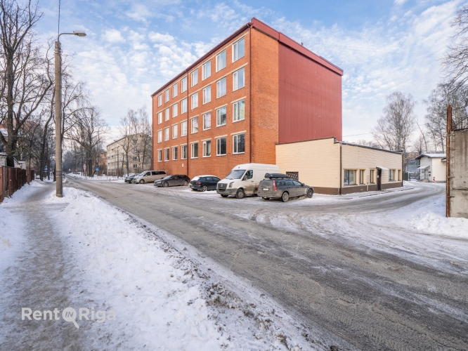 Baltā iela 7 2