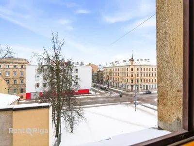 Izīrē dzīvokli, Bruņinieku iela 28, Rīga, Centrs / 780 € 6