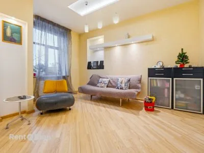 Izīrē dzīvokli, Bruņinieku iela 28, Rīga, Centrs / 780 € 2