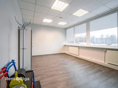 Izīrē biroju, Latgales iela 250, Rīga, Labais krasts, Centrs / 225 € 3