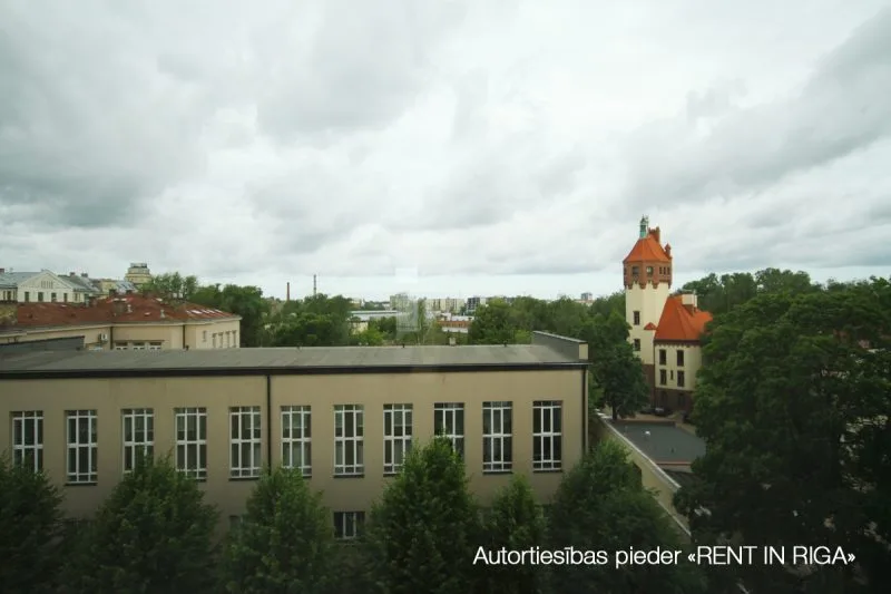 Strēlnieku iela 8 11
