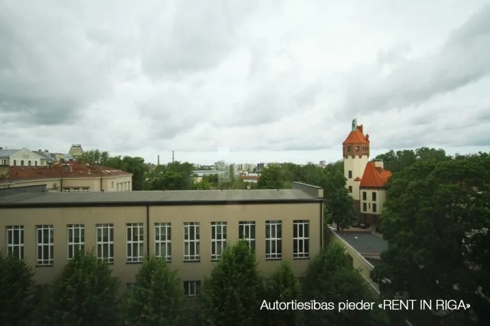 Strēlnieku iela 8 11