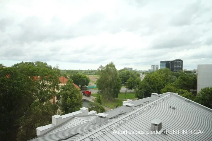 Strēlnieku iela 8 13