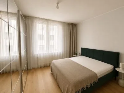Izīrē dzīvokli, Strēlnieku iela 7, Rīga, Labais krasts, Centrs / 1 000 € 5