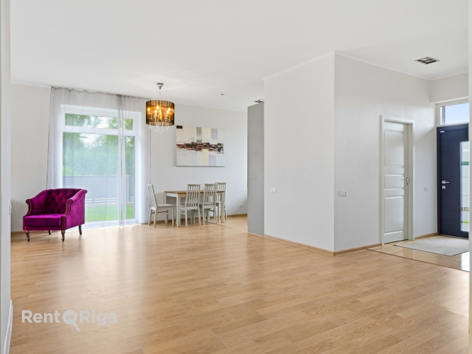 Izīrē māju, Ezera iela 2, Carnikavas novads, Carnikava / 1 400 € 15