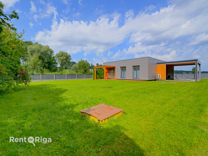 Izīrē māju, Ezera iela 2, Carnikavas novads, Carnikava / 1 400 € 34