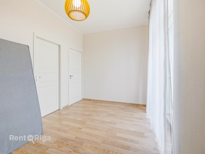 Izīrē māju, Ezera iela 2, Carnikavas novads, Carnikava / 1 400 € 18