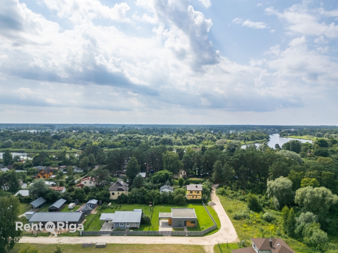 Izīrē māju, Ezera iela 2, Carnikavas novads, Carnikava / 1 400 € 24