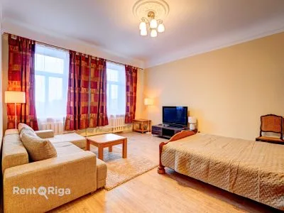 Izīrē dzīvokli, Brīvības iela 169, Rīga, Labais krasts, Centrs / 450 € 2