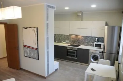 Izīrē dzīvokli, Bruņinieku iela 104, Rīga, Labais krasts, Centrs / 530 € 3