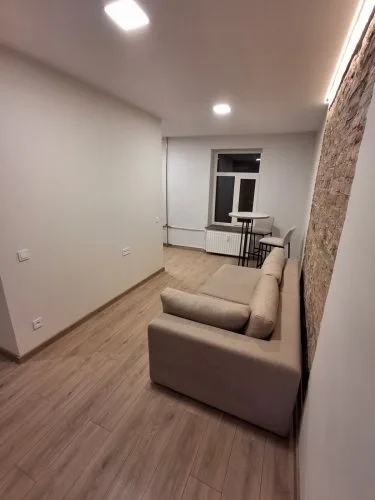 Izīrē dzīvokli, Matīsa iela 45, Rīga, Labais krasts, Centrs / 450 € 2