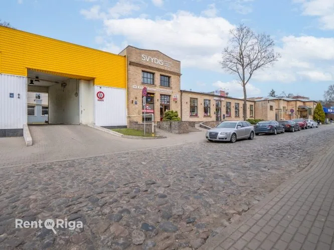 Pilsoņu iela 1 2