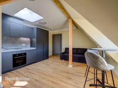 Izīrē dzīvokli, Valdemāra iela 61, Rīga, Labais krasts, Centrs / 550 € 6
