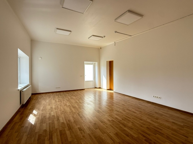 Zaļenieku iela 36 8
