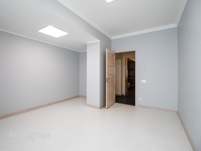 Brīvības gatve 445b 13