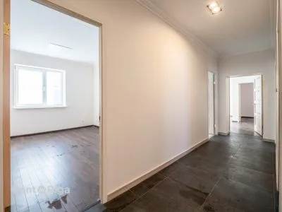 Izīrē biroju, Brīvības gatve 445b, Rīga, Labais krasts, Berģi / 1 650 € 7