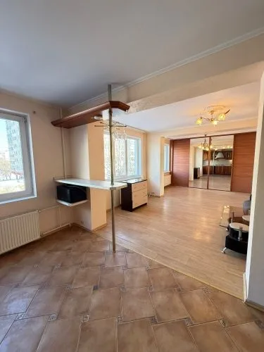 Jukuma Vācieša iela 12 3